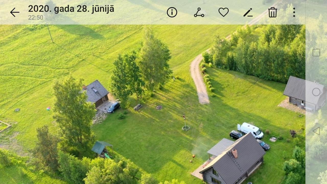 Palmas Villa Jūrkalne Kültér fotó