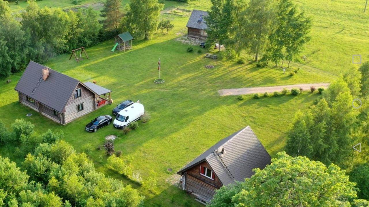 Palmas Villa Jūrkalne Kültér fotó