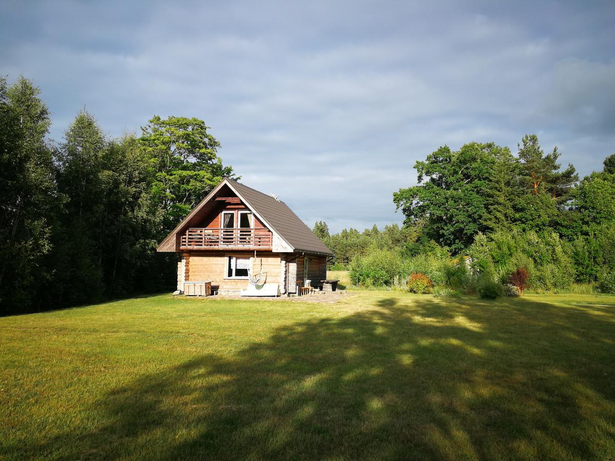Palmas Villa Jūrkalne Kültér fotó